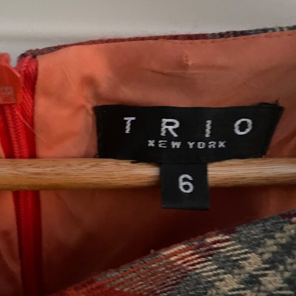 Gorgeous and Elegant Orange/Grey Plaid Dress - Trio New York - Like New! - Picture 4 of 8